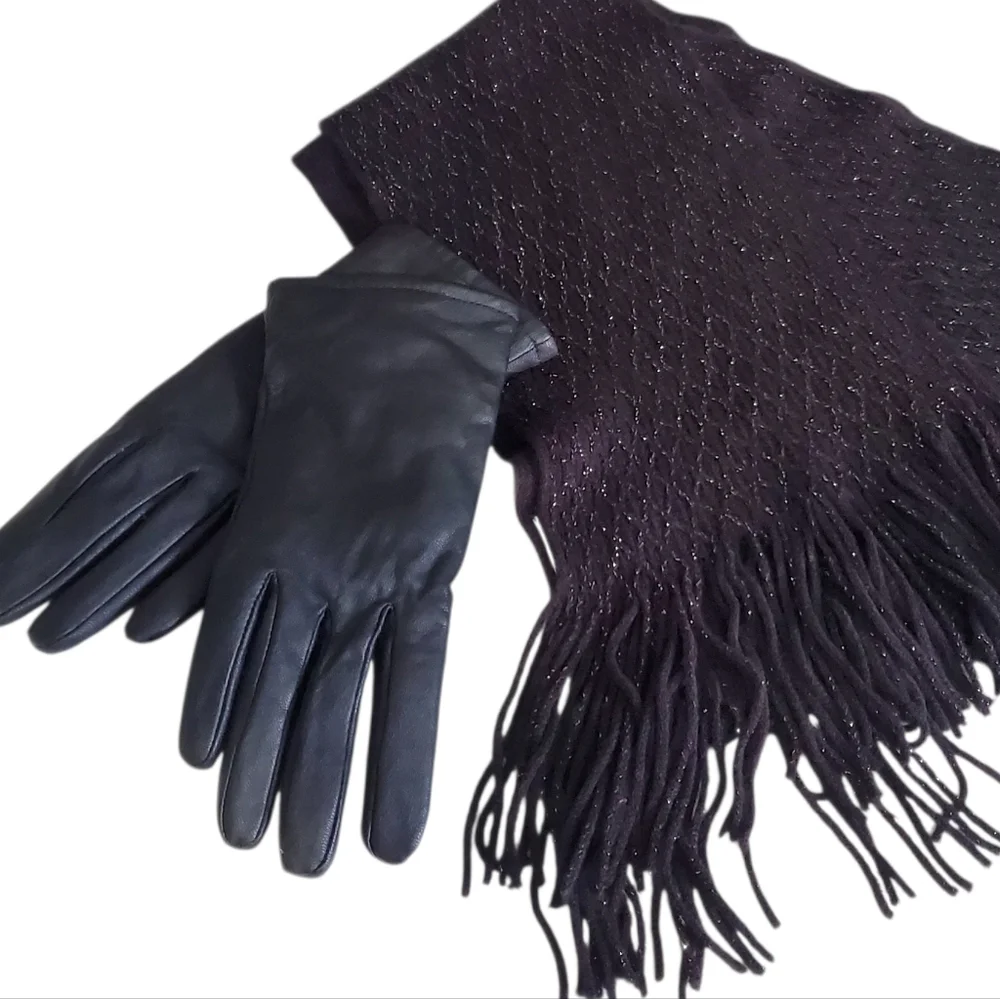 Women's Leather Black Gloves / Black Metallic Scarf
